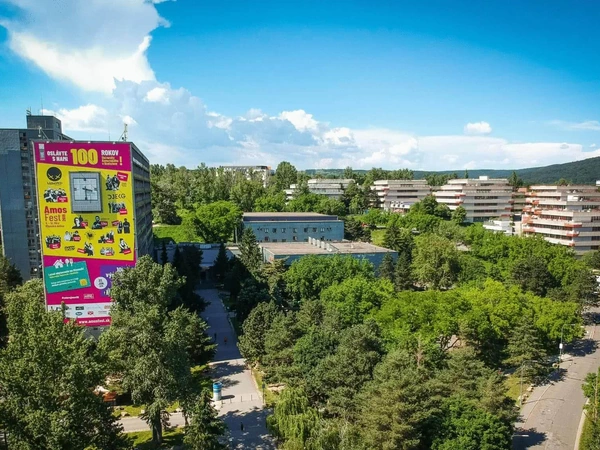 The 544 square metre building banner